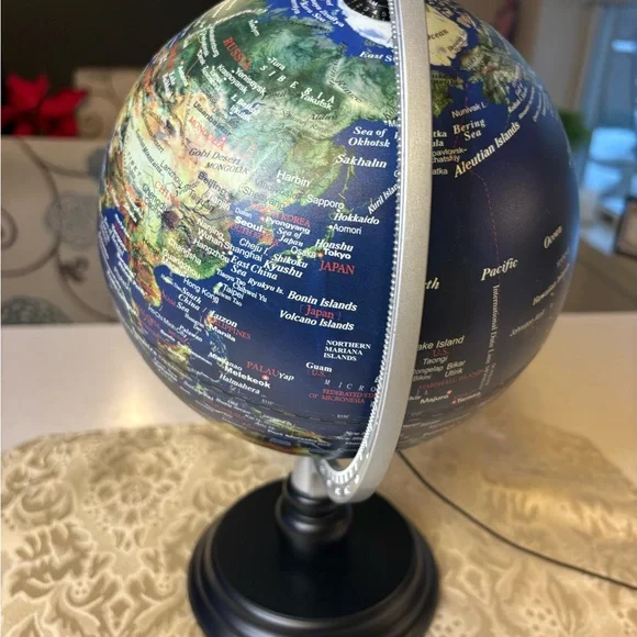 Illuminated Blue Globe with Black Base World Globe Educational Geography Globe - Picture 8 of 10